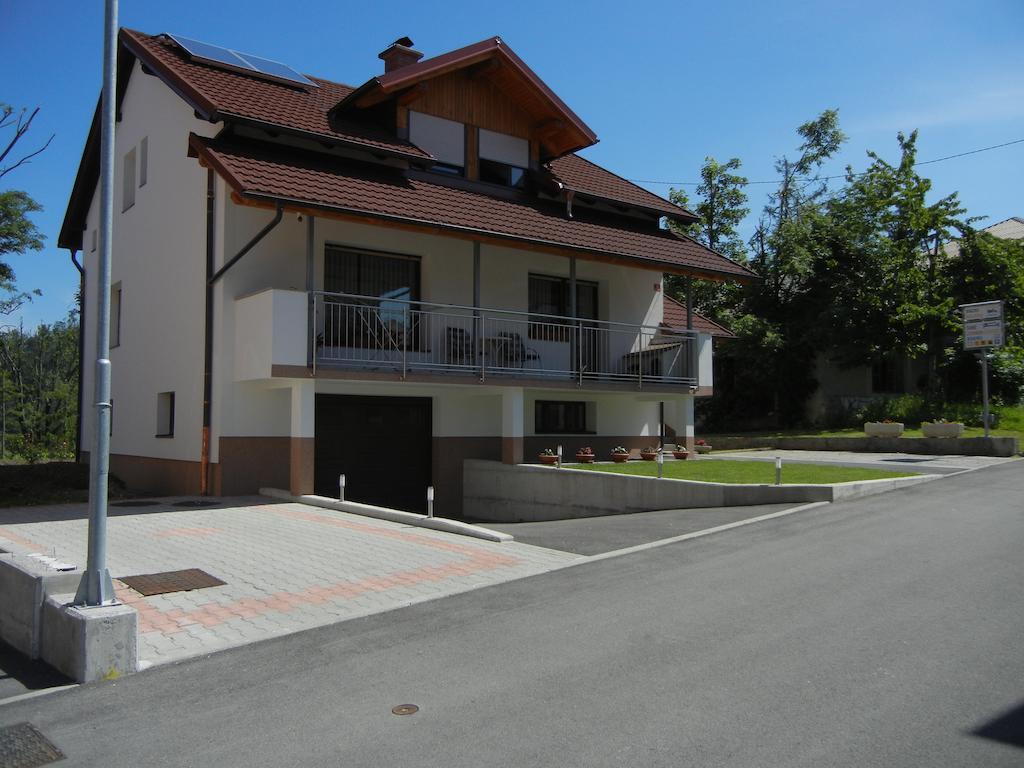 Rooms & Apartment Mira G. Postojna Dış mekan fotoğraf