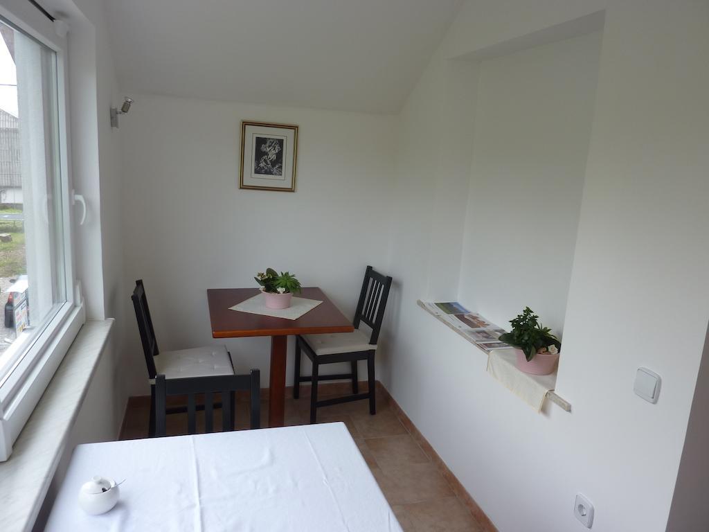 Rooms & Apartment Mira G. Postojna Dış mekan fotoğraf